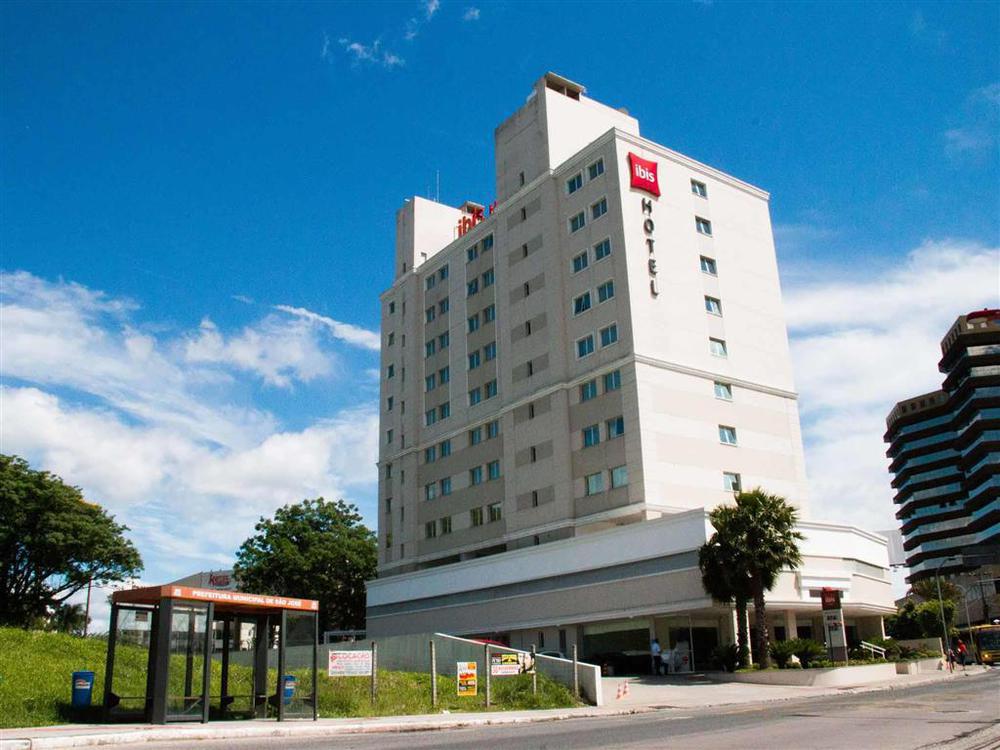 Ibis Sao Jose Hotel Exterior photo